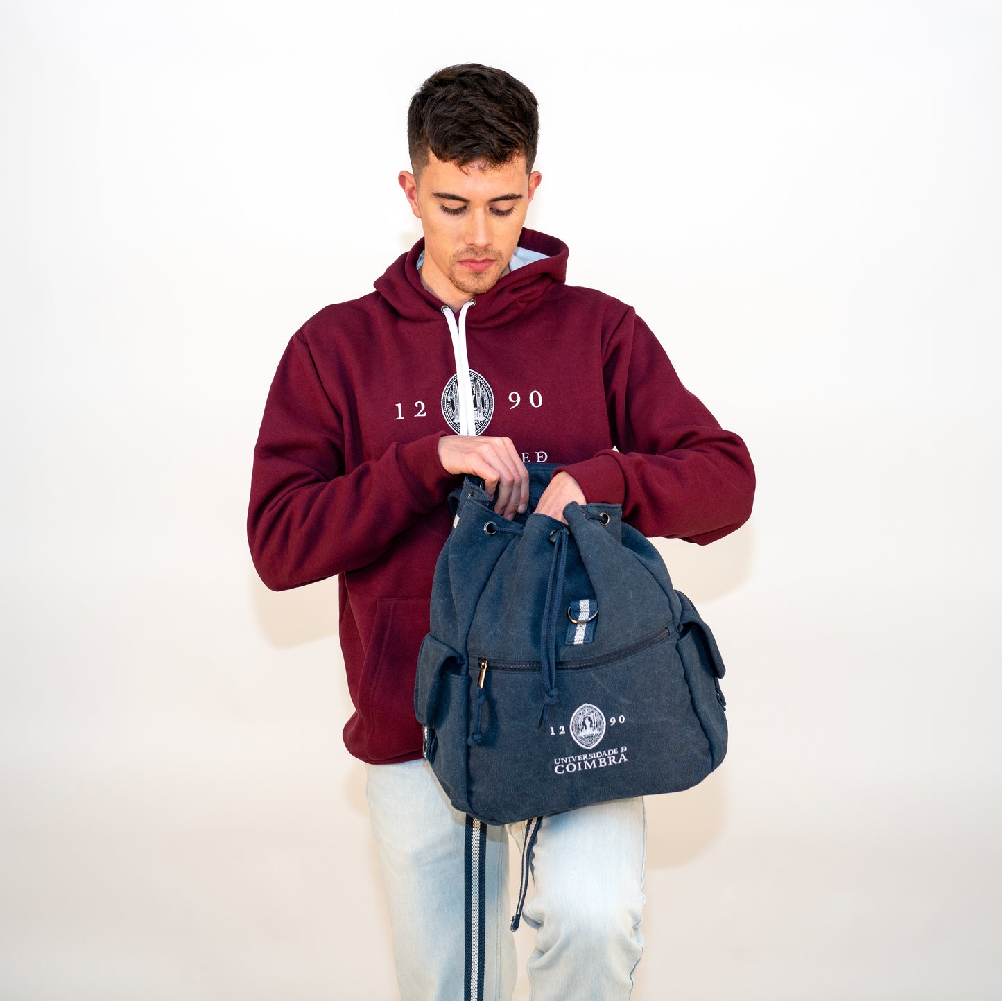 Mochila Clássica Com Cordão da Universidade de Coimbra